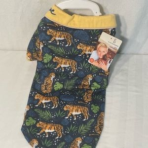 Ellen Degeneres dog clothes size small
